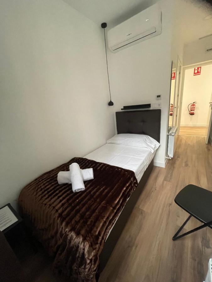 Hostal Arenal Madrid Exterior foto